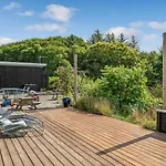 Three-bedroom In Spottrup