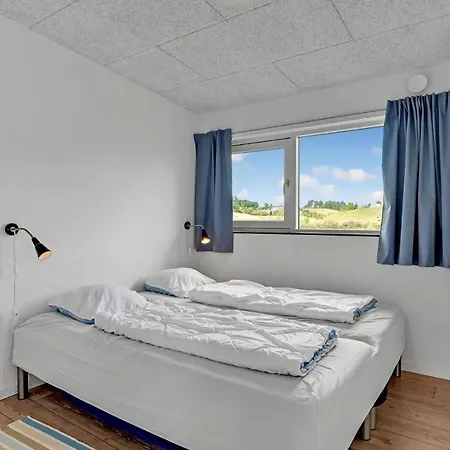 Amazing Home In Spottrup With Wifi *