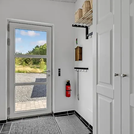 펜션 Amazing Home In Spottrup With Wifi
