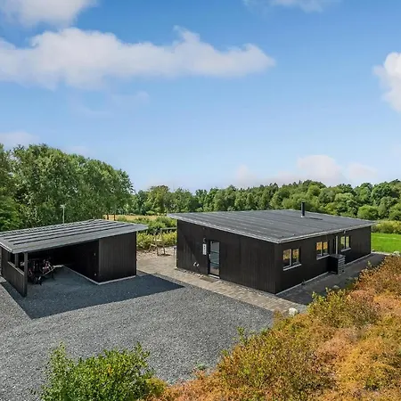 Three-bedroom In Spottrup