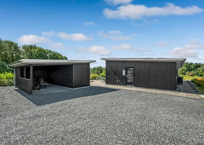 Three-bedroom In Spottrup